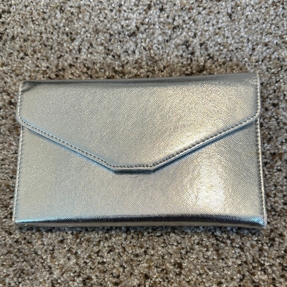 Zoppen Handbags - Zoppen SILVER metallic Travel Wallet w/RFID Protection, GUC, Space for Passport